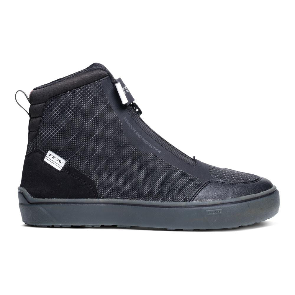 TCX Ikasu 2 Waterproof Boots Black/White